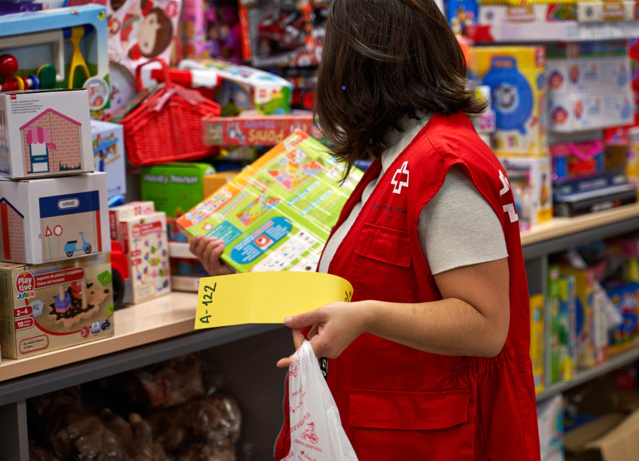 Creu Roja Joventut repartirà joguines a més de 22.000 infants de tot Catalunya