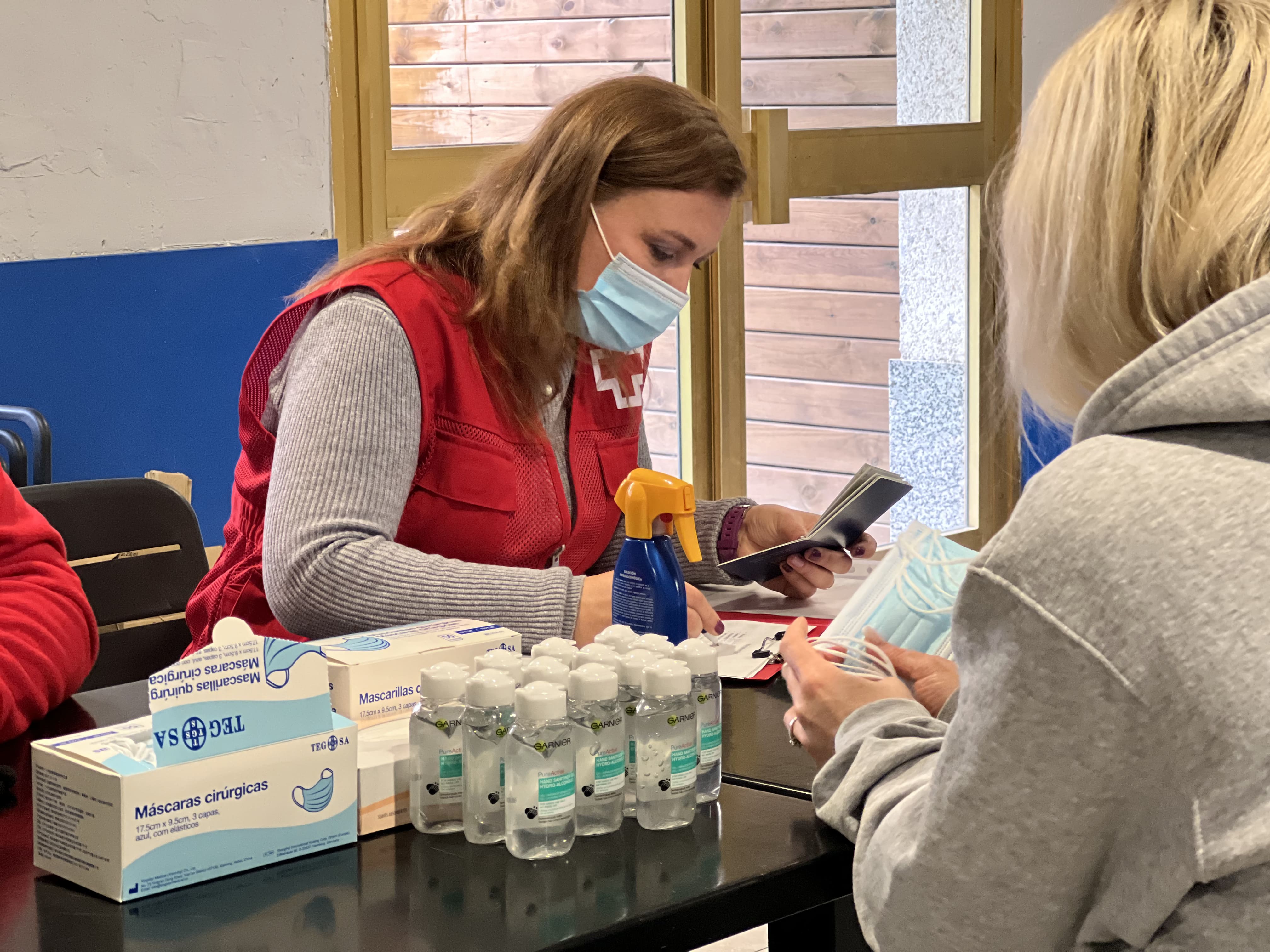 Cruz Roja atiende más de mil refugiados ucranianos en la provincia de Tarragona