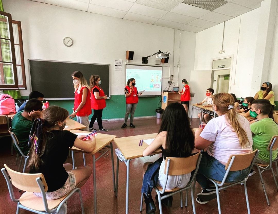 Creu Roja sensibilitza prop de 600 adolescents i joves de la demarcació en diversitat sexual i de gènere