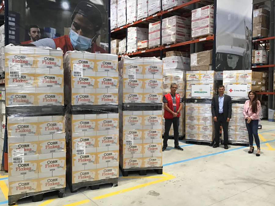 Mercadona entrega más de 6.500 paquetes de cereales a la Cruz Roja en Catalunya
