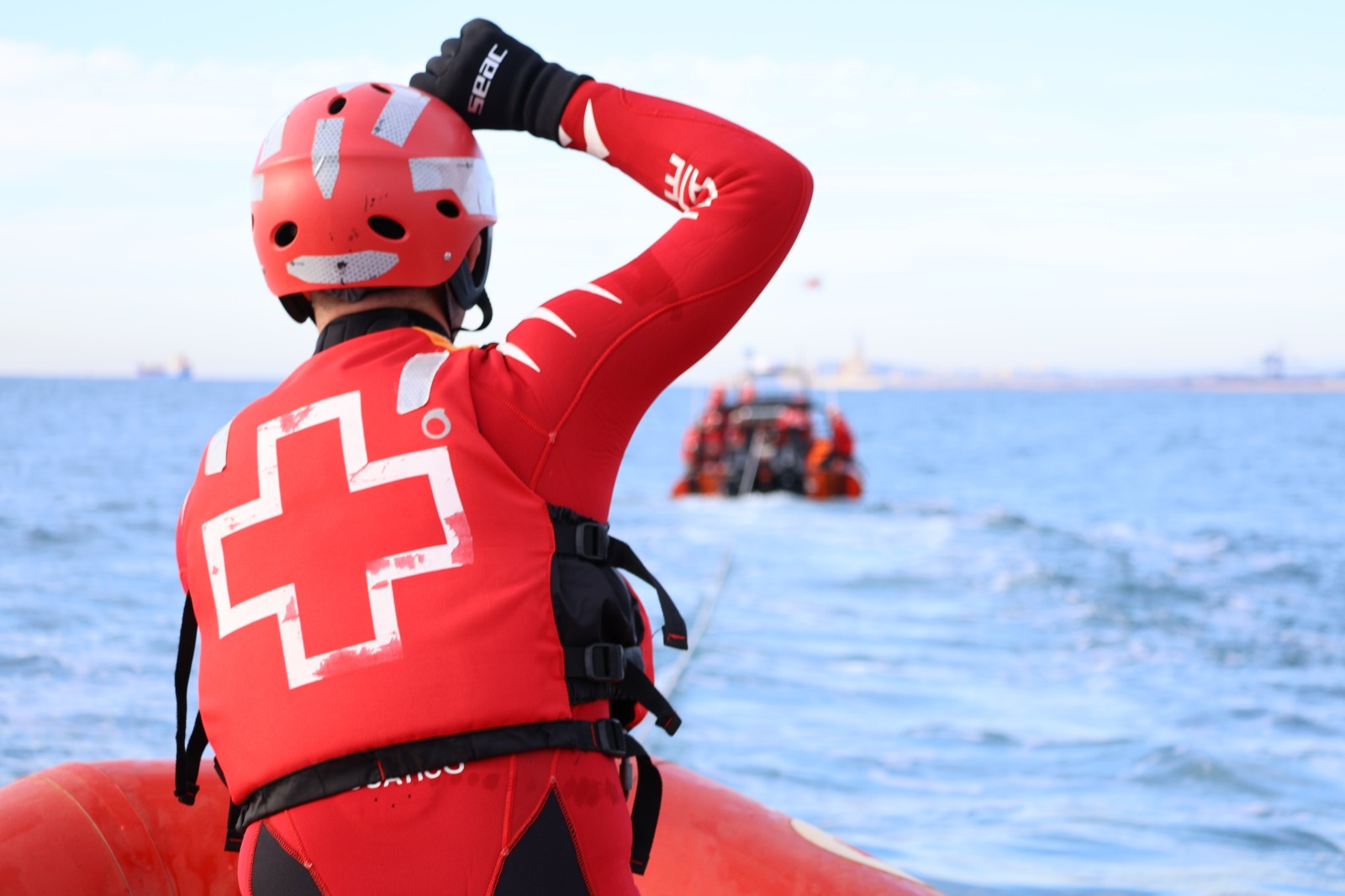 Prop de 70 persones rescatades per la Creu Roja aquest estiu a les platges catalanes