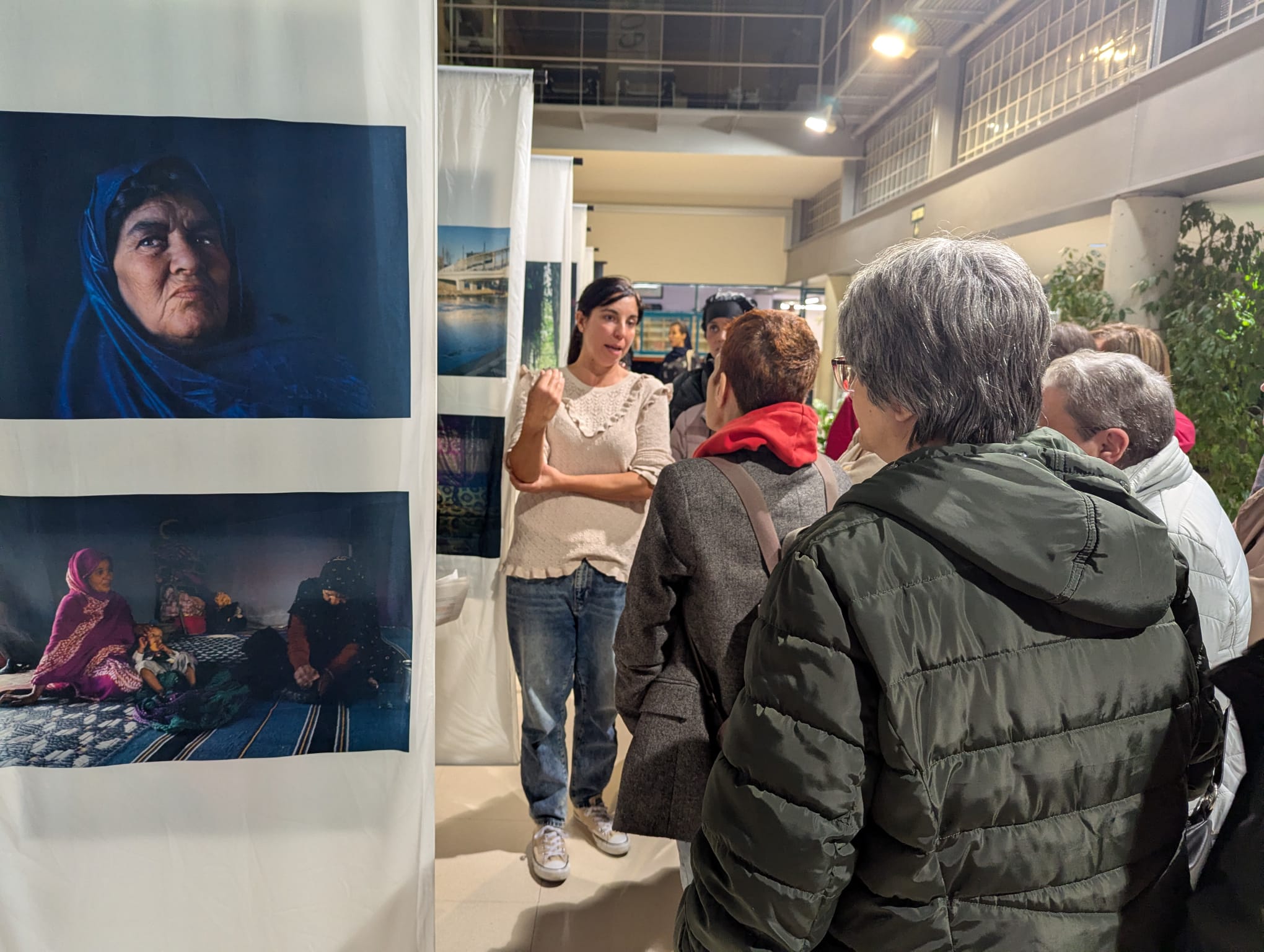 La mostra fotogràfica “Dones davant la guerra” arriba a Lleida