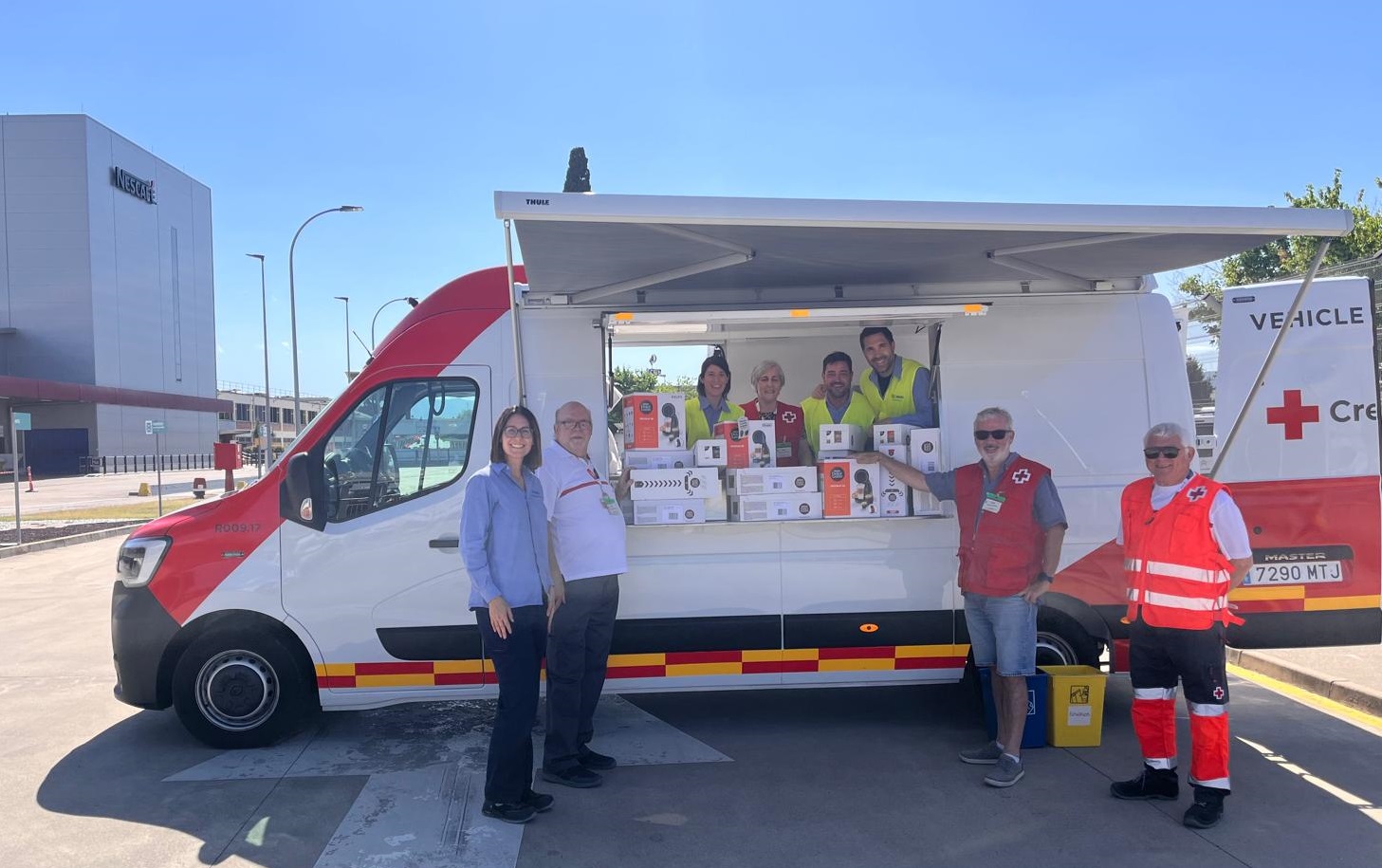 Nestlé Dona más de 1.500 cápsulas de nescafé dolce gusto a la Cruz roja de Girona