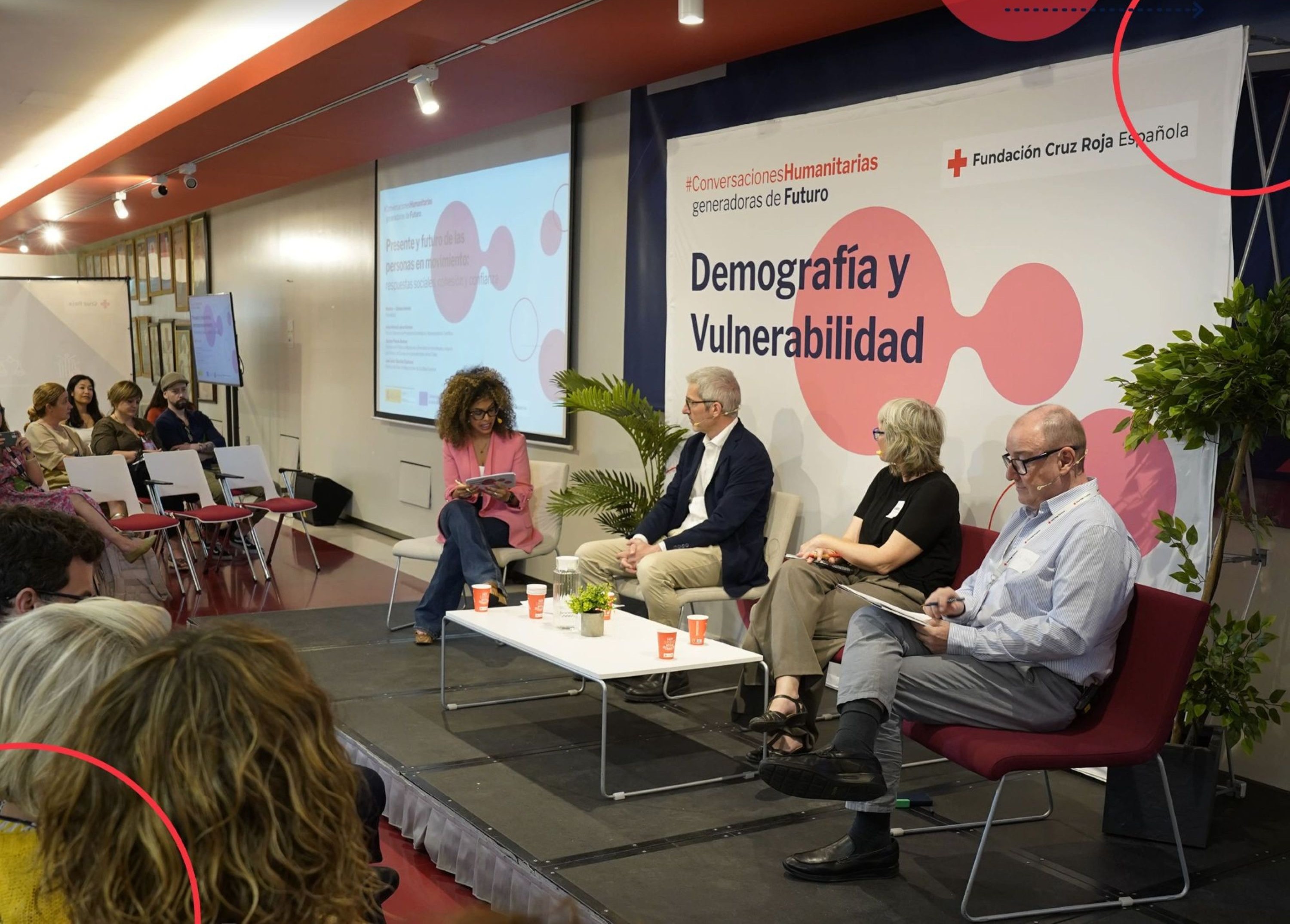Presente y futuro de las personas en movimiento: respuestas sociales, cohesión y confianza