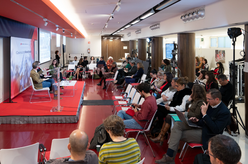 Conversaciones Humanitarias: Hacia un mundo sostenible