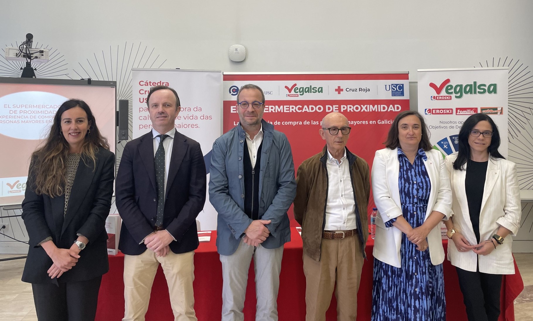 Mellorar a accesibilidade e fomentar a conexión social, claves para perfeccionar a relación das persoas maiores e os supermercados de proximidade