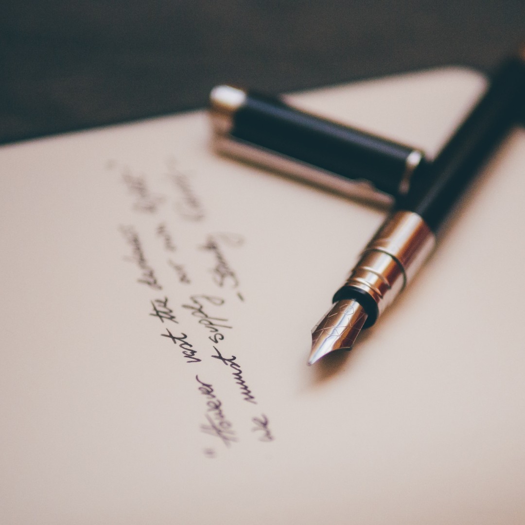 El ‘Club de las palabras viajeras’, una iniciativa para apoyar (y leer) a las personas mayores