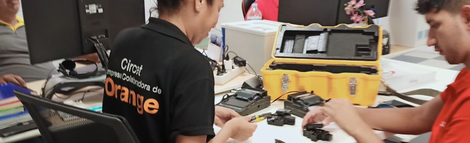 Una oportunidad para trabajar en la instalación de fibra óptica