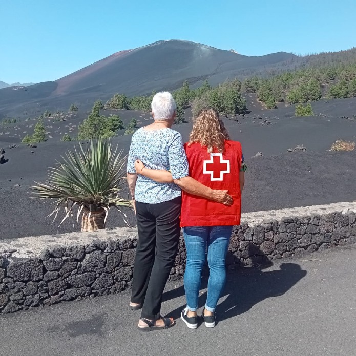 Más de 22.500 intervenciones en un año para un pueblo que resurge tras el desastre del volcán de La Palma