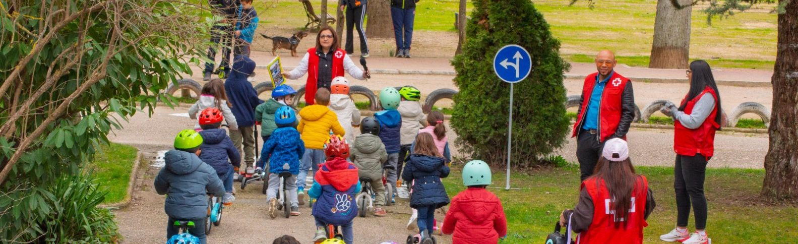 Una actividad sobre ruedas para la infancia socia