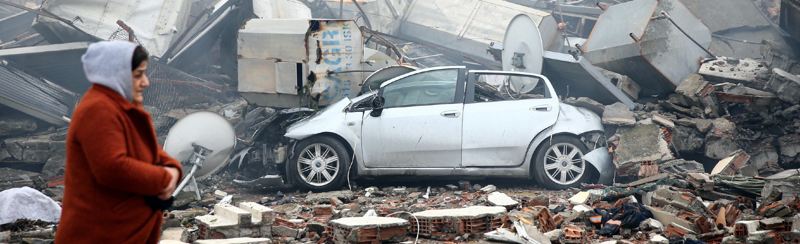 La Cruz Roja internacional lanza llamamientos de emergencia por valor de 200 millones para responder al mortal terremoto en Turquía y Siria