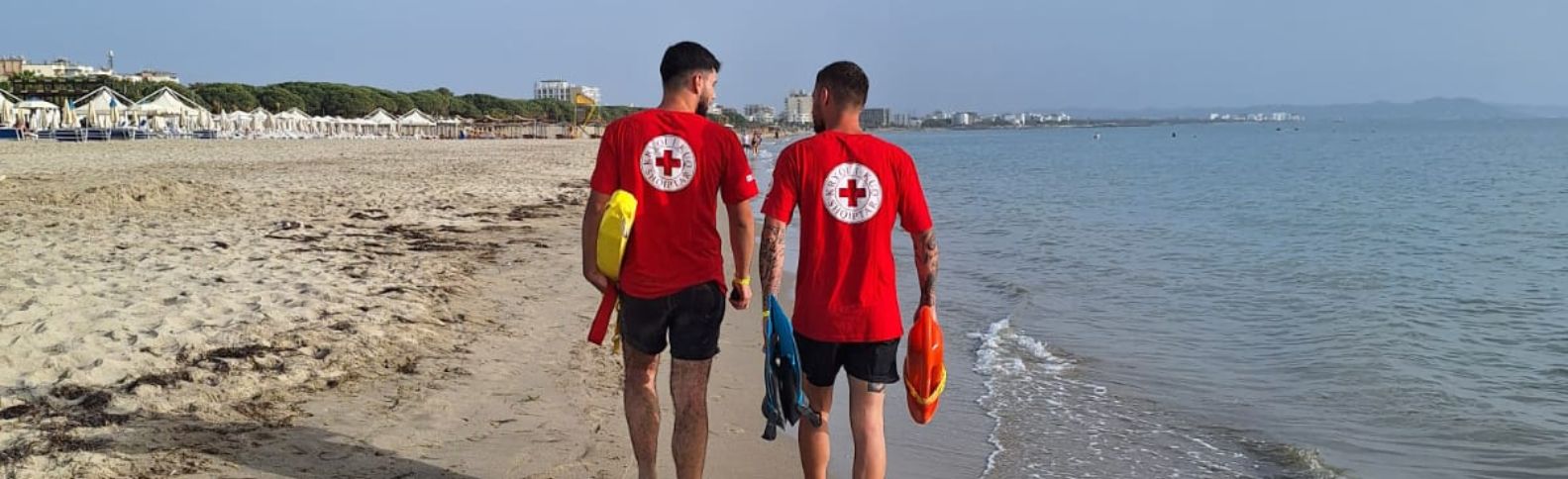 Cruz Roja Española y Albanesa unidas por la seguridad en las playas