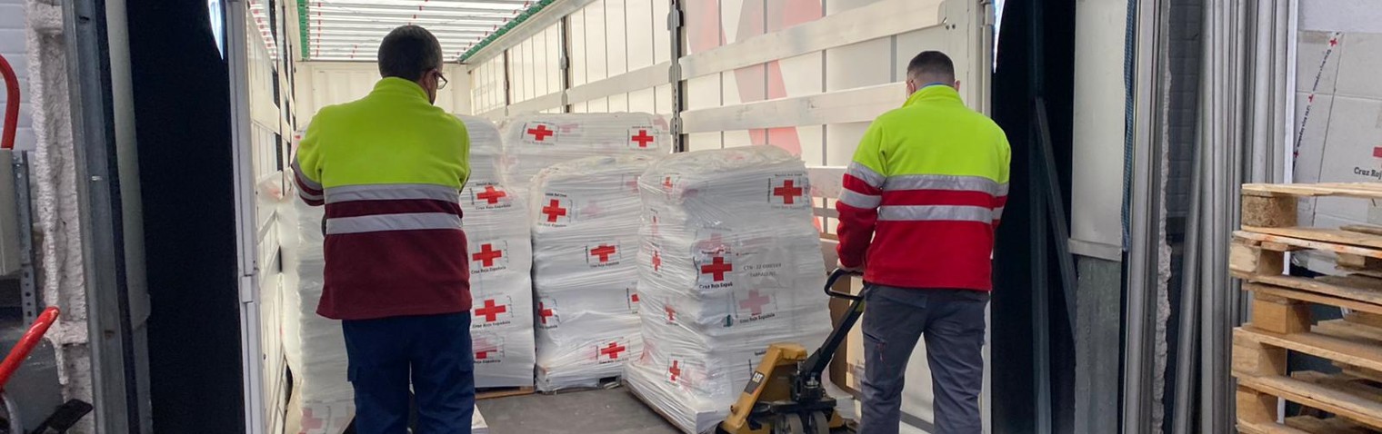 Sale el primer envío de ayuda humanitaria de Cruz Roja Española para las personas afectadas por el conflicto de Ucrania