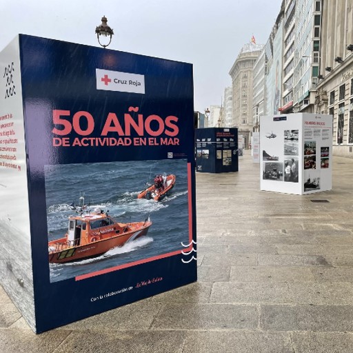 ‘50 años de actividad en el mar’, la exposición de Cruz Roja en A Coruña