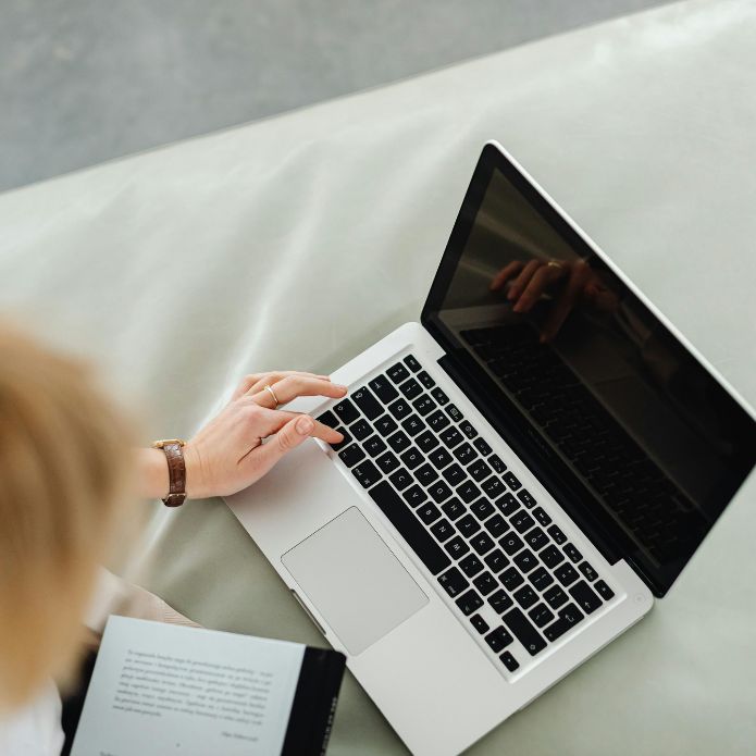 ¿Qué huella de carbono provoca el envío de un email?