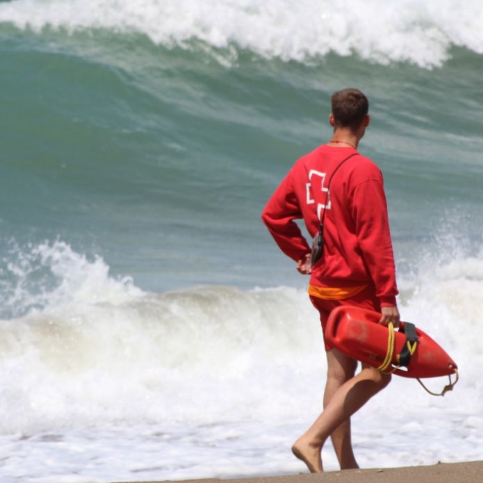 Cruz Roja inicia la temporada de playas en 188 puntos del litoral español
