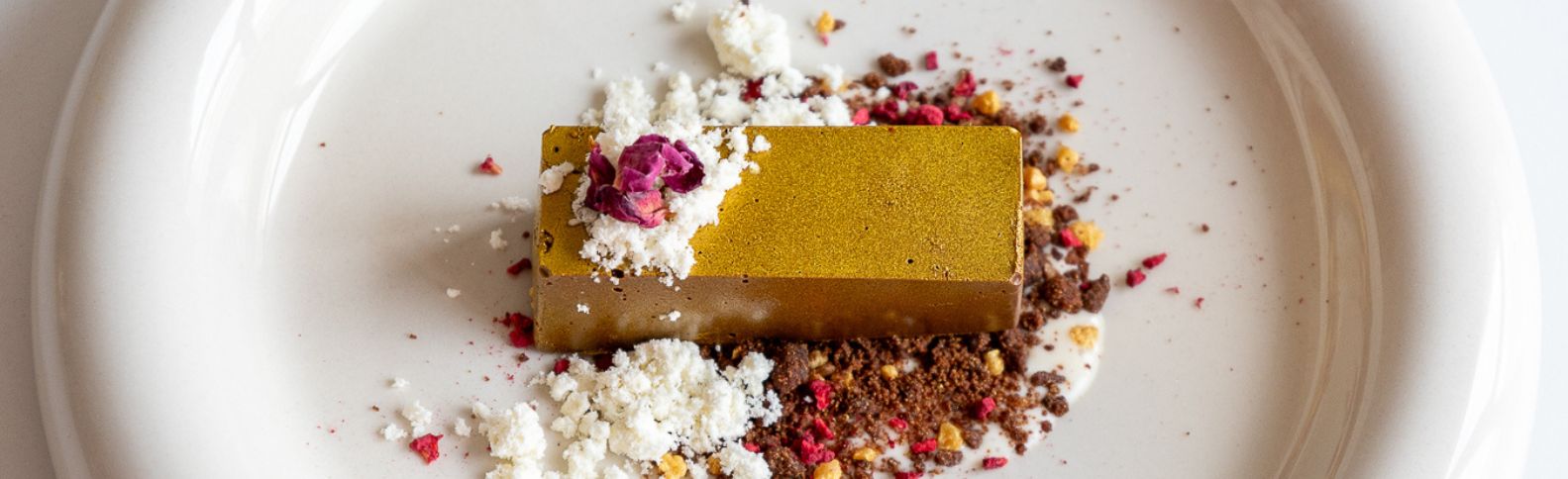 Un postre solidario de chocolate y oro