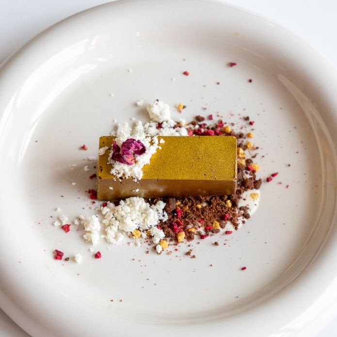 Un postre solidario de chocolate y oro