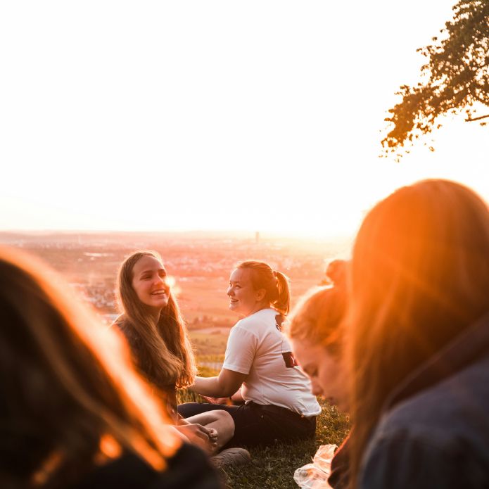 La resiliencia comunitaria como clave para una salud emocional sostenible