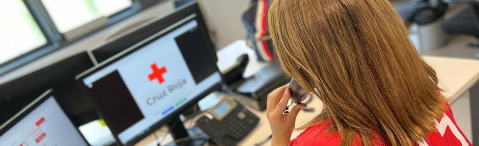 La soledad es ya la principal preocupación de quienes buscan apoyo emocional en Cruz Roja