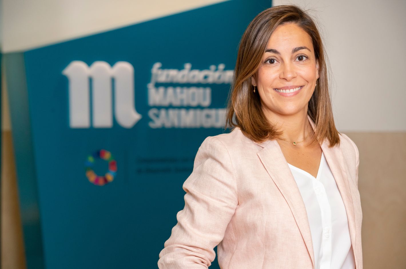 VIRGINIA LUCA DE TENA