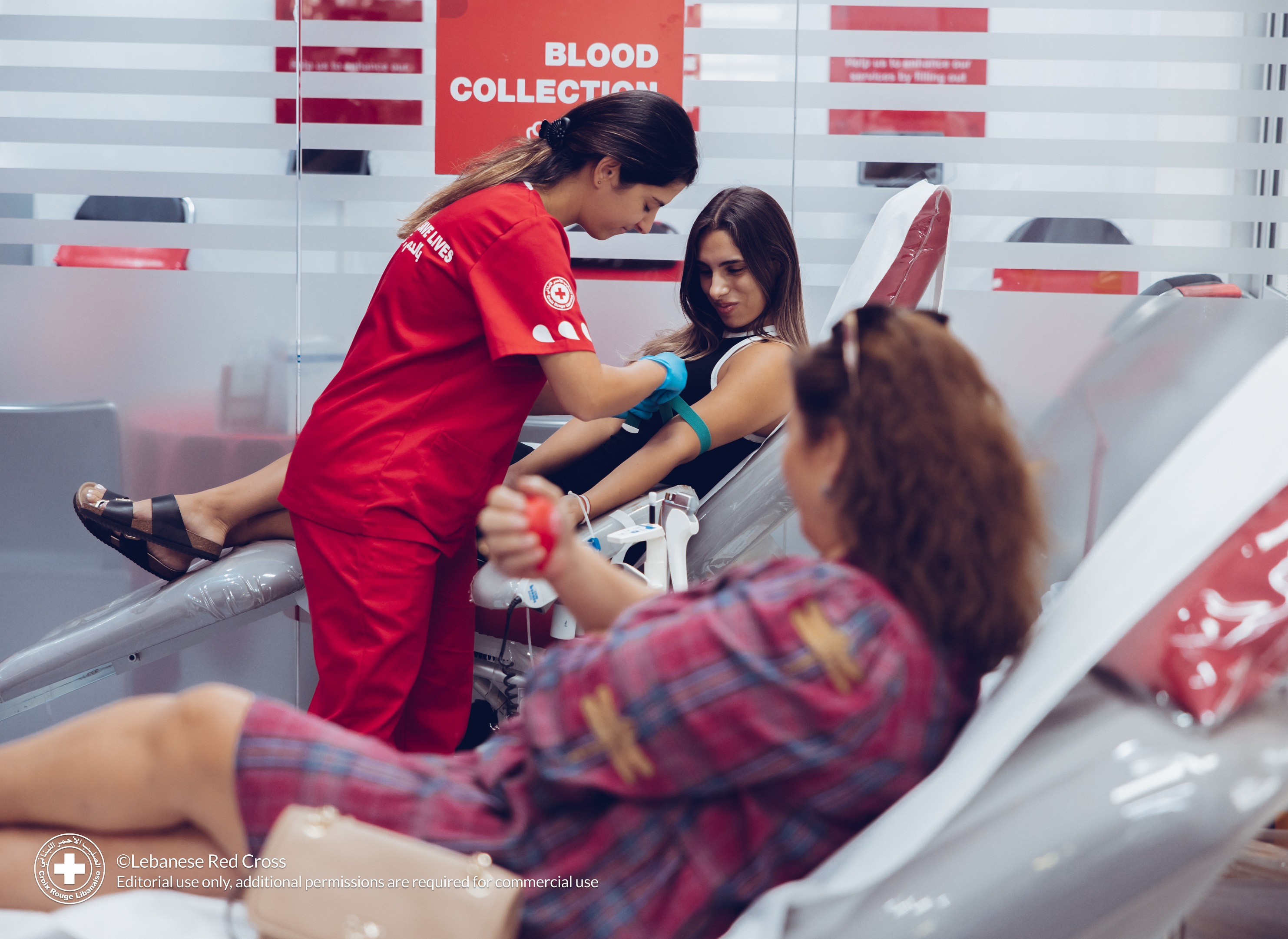 La Cruz Roja Libanesa facilita a la red hospitalaria de Líbano la provisión de sangre segura: salvar vidas y asegurar tratamientos esenciales a la población.