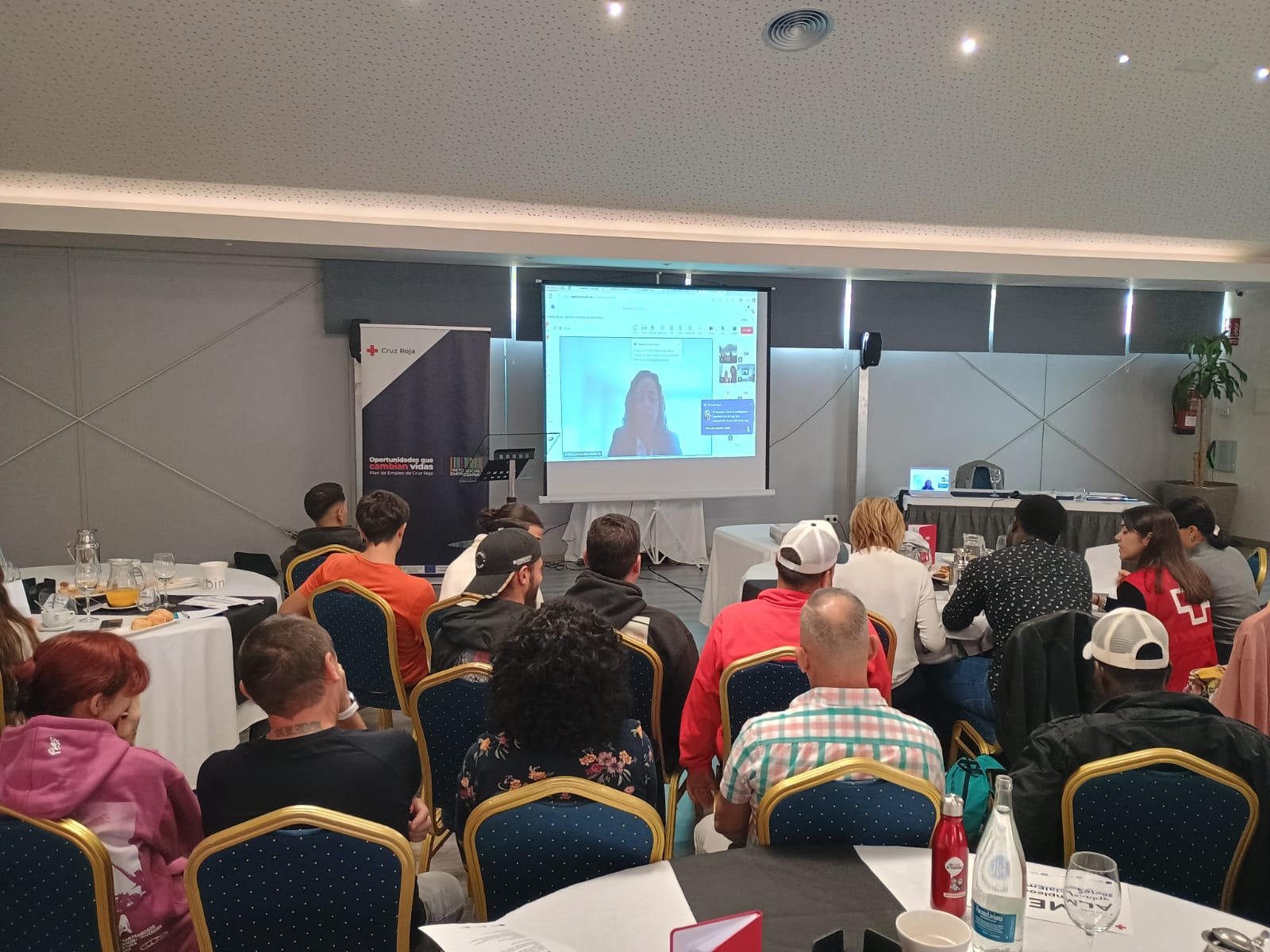 Más de 400 participantes del plan de empleo de Cruz Roja se convierten en activistas de la lucha contra el edadismo