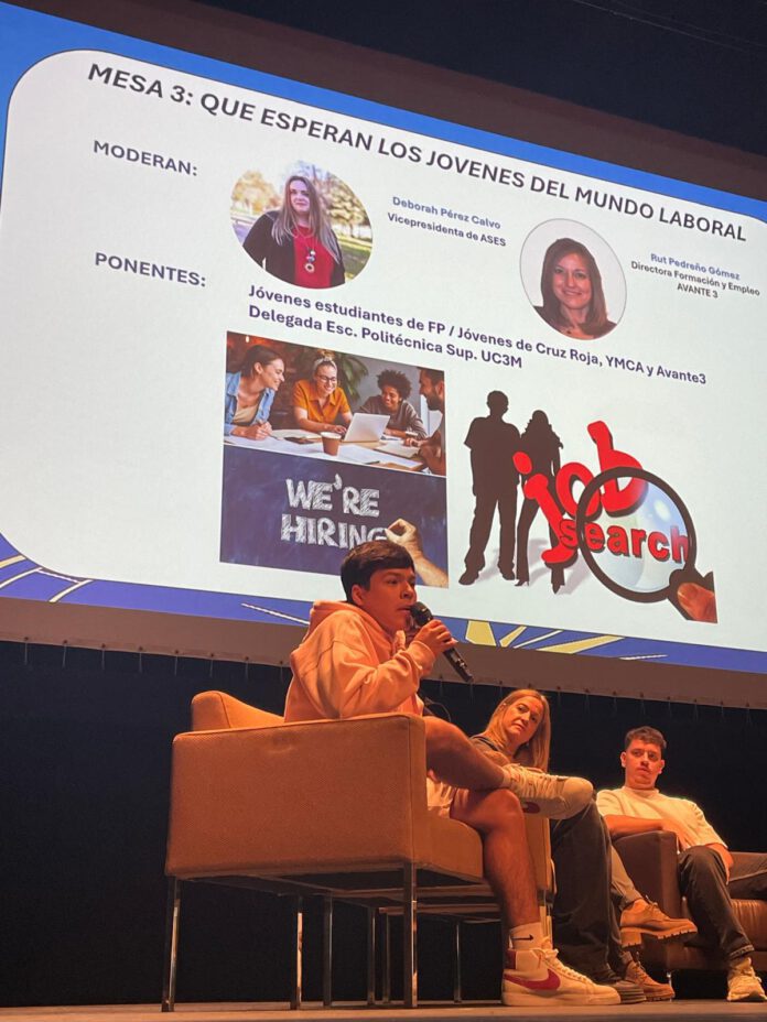 Casi 180 jóvenes se conectan con empresas, referentes y oportunidades en la I Jornada de Empleo Joven de Cruz Roja Leganés