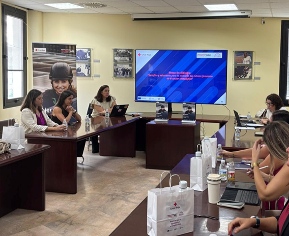 Impulsando la igualdad desde la innovación: el talento femenino, clave para el futuro tecnológico de Huelva