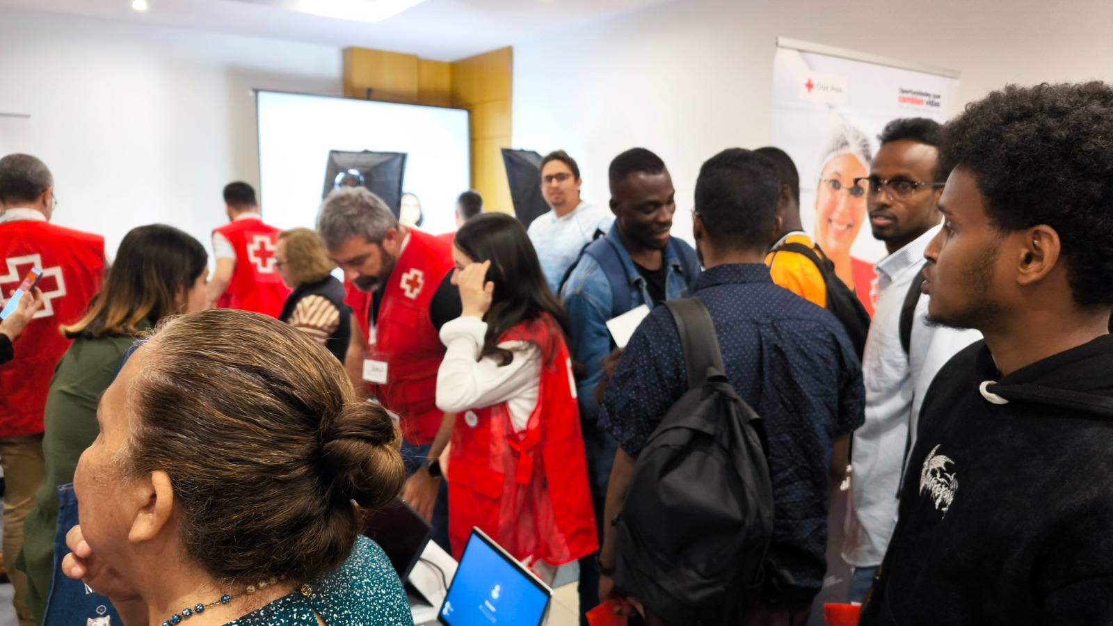 Cruz Roja abre nuevas oportunidades laborales para 130 personas en la provincia de Almería