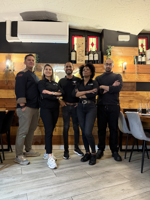 El Plan de Empleo de Cruz Roja impulsa al emprendedor Jorge Luis Parra, semifinalista en el certamen nacional de Maestro Parrillero