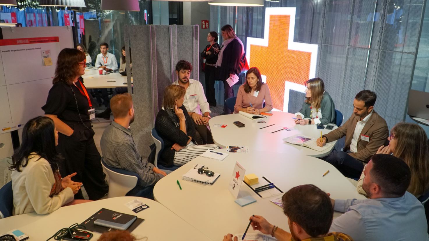 Experiencias y aprendizajes de tres años de trabajo con la participación de equipos de intervención sociolaboral, jóvenes, empresas y especialistas en empleo