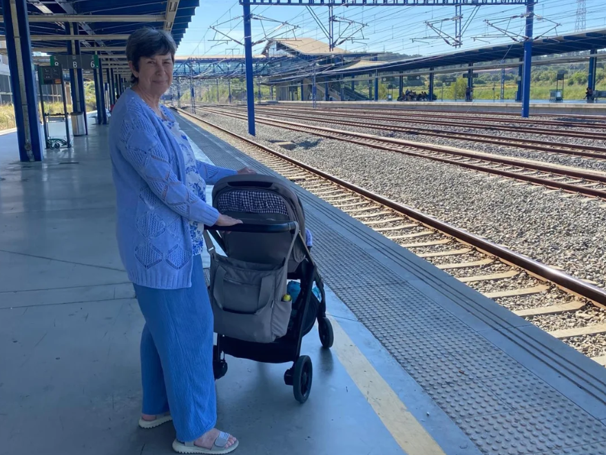 María (65 años) y madre de acogida de urgencia: «Cuidar de un bebé es perfectamente viable en esta etapa vital»