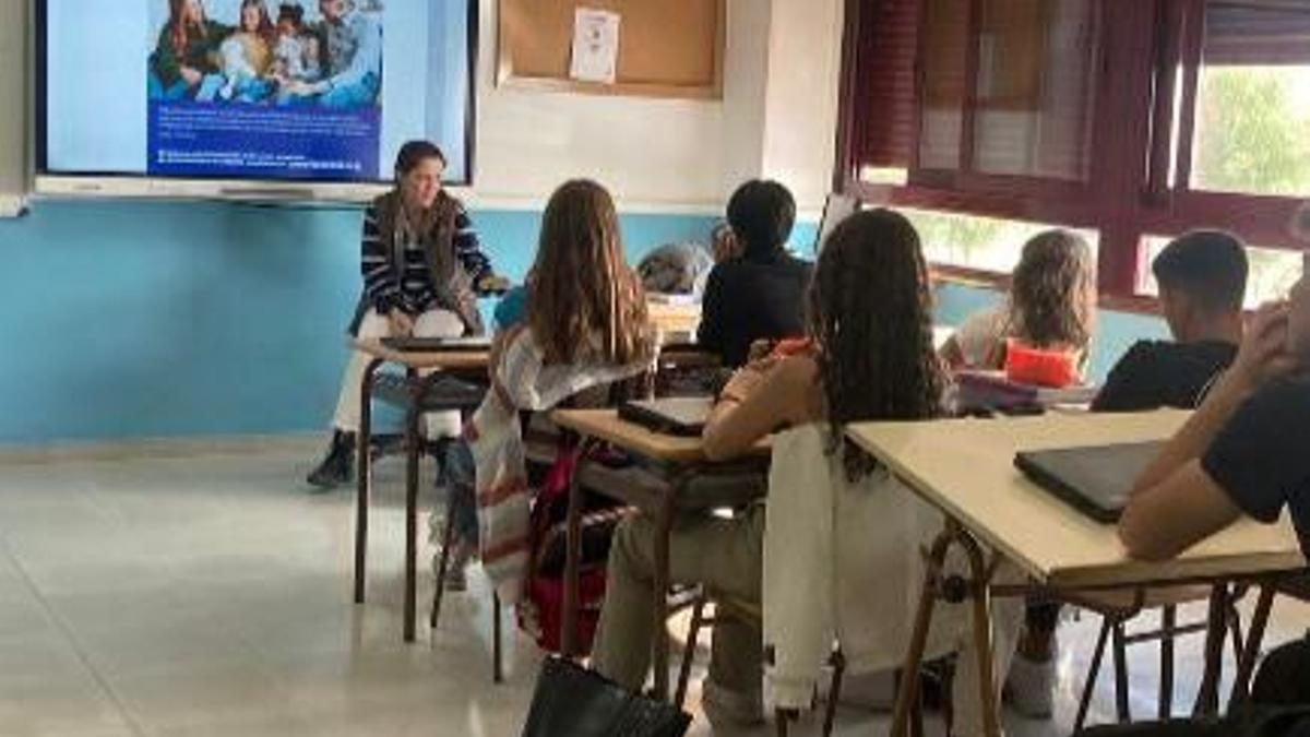 Barrios de Madrid se organizan para acoger niños tutelados durante el curso escolar