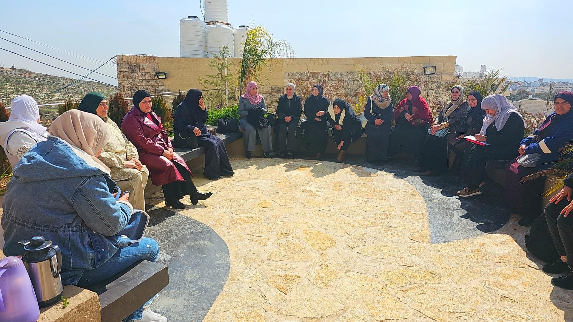 Acceso a salud sexual, reproductiva y materno-infantil de mujeres y niñas beduinas en palestina