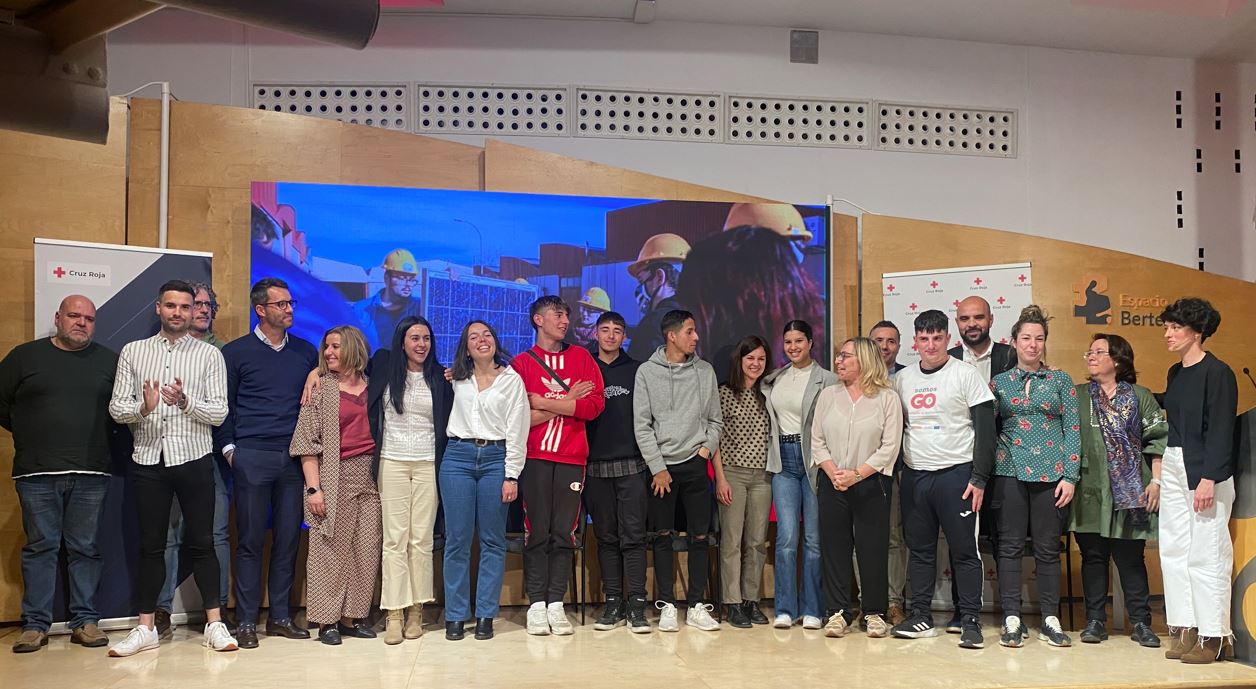 El 44% de los jóvenes atendidos por Cruz Roja consiguen un empleo