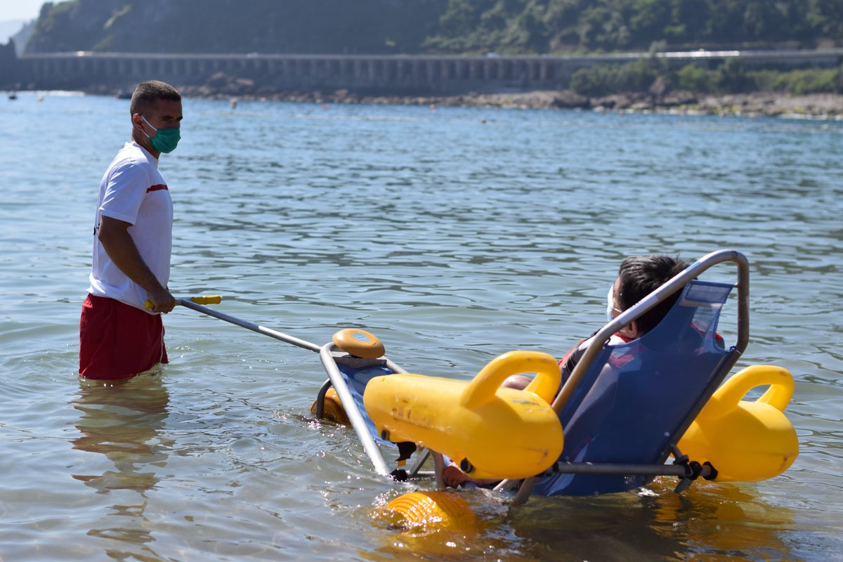 Cruz Roja brinda el servicio de Baño Asistido en 57 playas del litoral