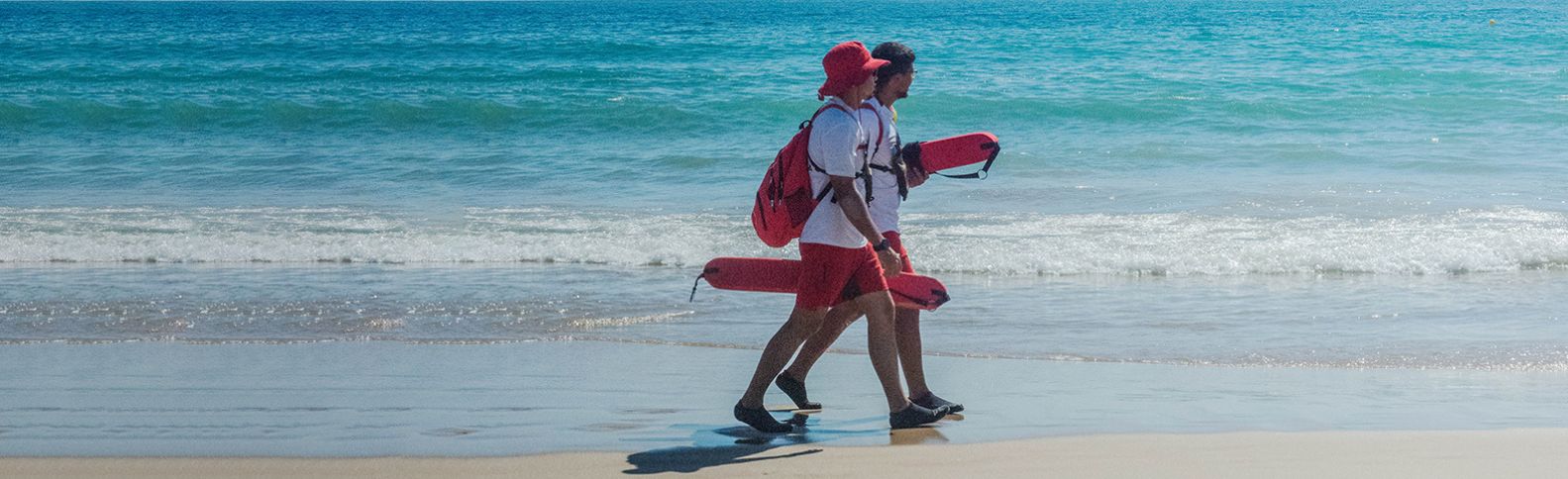 Un verano de rescates y mensajes de concienciación