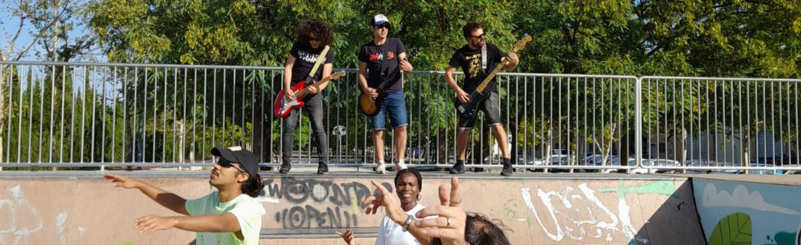 “A la diestra del sol”, una canción de autoexpresión y autoconocimiento