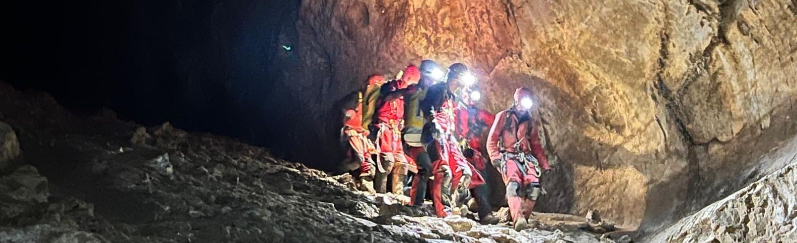 “Los espeleólogos se desorientaron, pero mantuvieron la calma y esperaron su rescate”