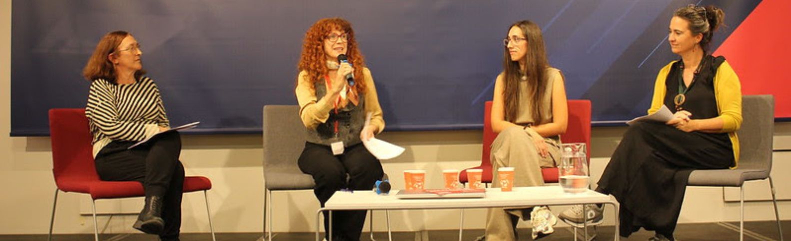 Cruz Roja urge a profesionalizar y dignificar el empleo en el sector de los cuidados